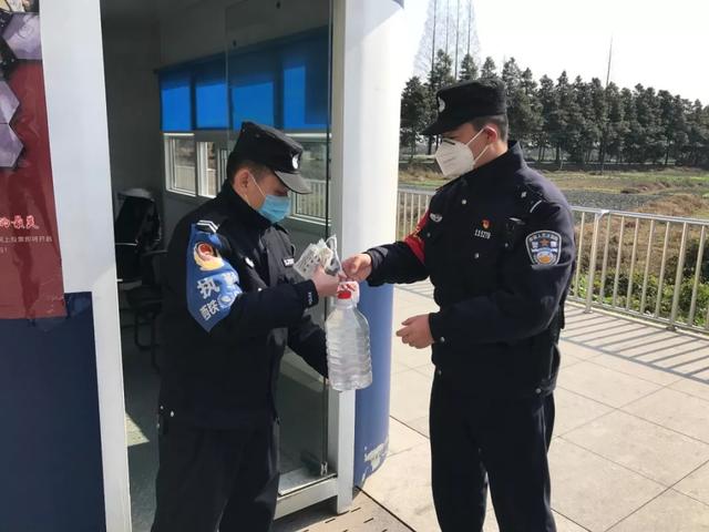 十一科技负责投资建设的阜平30MW光伏扶贫项目成功实现并网发电‘太阳成tyc7111cc’(图2) 太阳成tyc7111cc官网