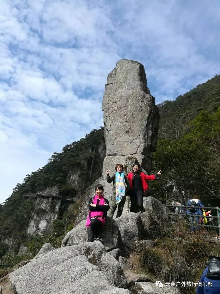 钟山县“5+2”特色产业覆盖率达94.5%:太阳成tyc7111cc官网(图1) tyc7111cc太阳成集团