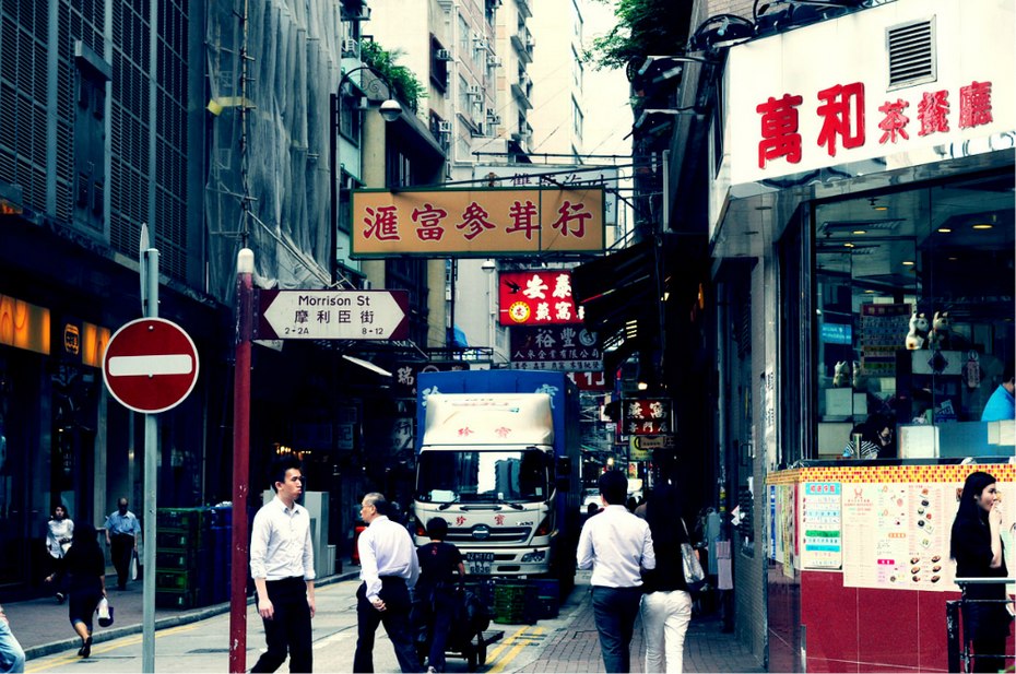 【太阳成tyc7111cc官网】江苏“违建”会展中心被勒令拆除 已耗资千万元(图2) 太阳成tyc7111cc官网