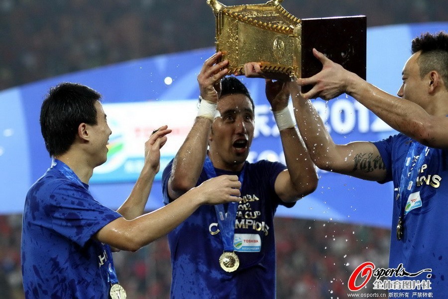 ‘太阳成tyc7111cc官网’蔡依林男友锦荣为12万元 大街喊卫生巾试摸(图2) 太阳成tyc7111cc官网