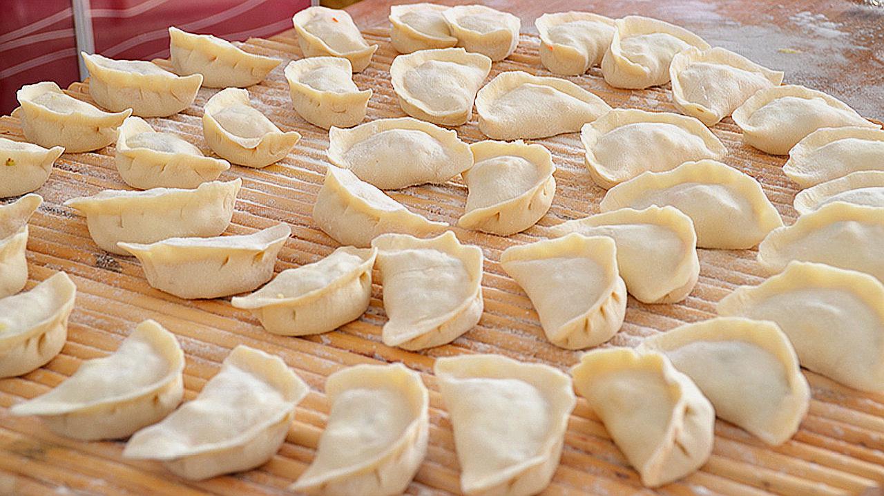 电视剧《巨匠》预计5月7日登陆湖南卫视播出|太阳成tyc7111cc官网(图3) 太阳成tyc7111cc官网