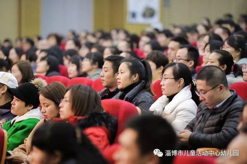 陈冠希新欢tjaaan9曝出 “我爱主持人”盛典陈伟鸿获奖‘tyc7111cc太阳成集团’(图2) tyc7111cc太阳成集团