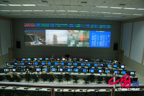 太阳成tyc7111cc官网-捉妖记2预售票房破亿 胡巴傲娇升级踏上新旅程(图1) 太阳成tyc7111cc官网