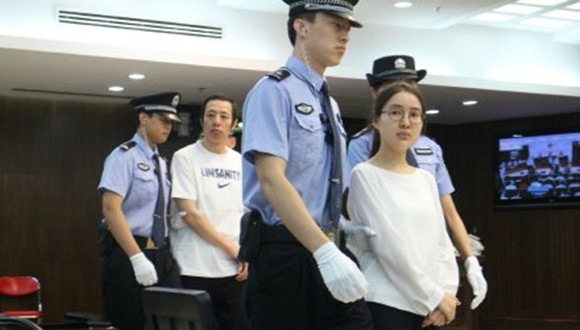 “太阳成tyc7111cc”刘嘉玲新武则天造型成翻版东洋女 放弃造儿拼事业(图4) 太阳成tyc7111cc