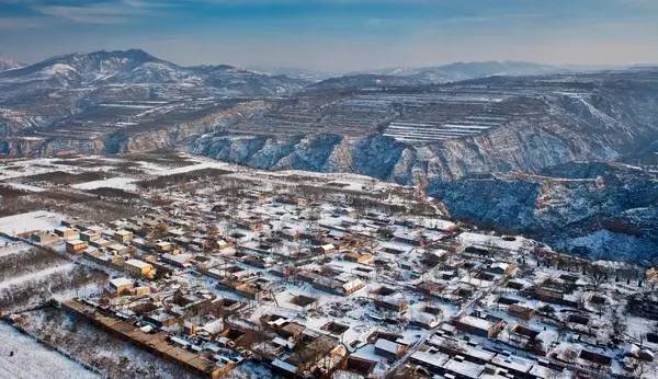 广西区委党校“送教下基层”贺州市钟山县2017年科级领导干部培训班开班|太阳成tyc7111cc官网(图2) 太阳成tyc7111cc官网