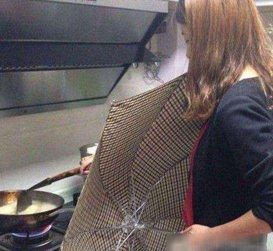 tyc7111cc太阳成集团_武汉地铁施工堵塞排水管致道路积水百余日(图4) 太阳成tyc7111cc