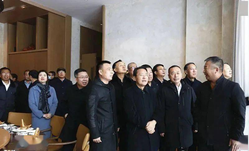 太阳成tyc7111cc官网：
【盟市动态】乌兰察布市政协主席集会成员团体视察乌兰察布市生态建设事情(图8)